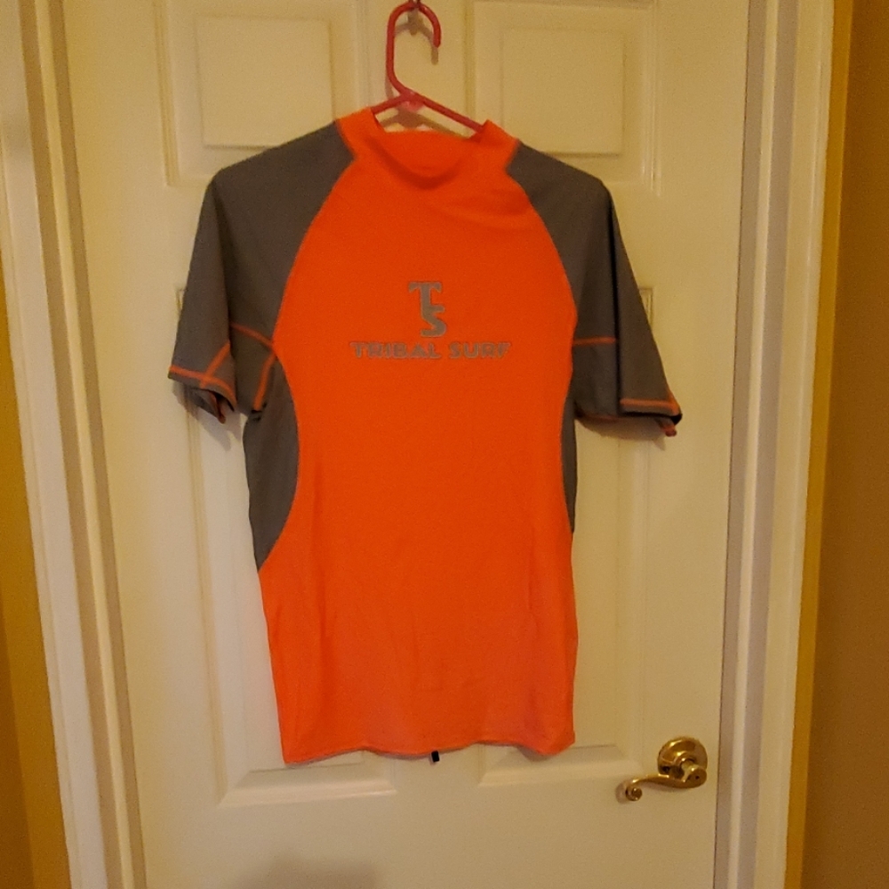 Swim shirt